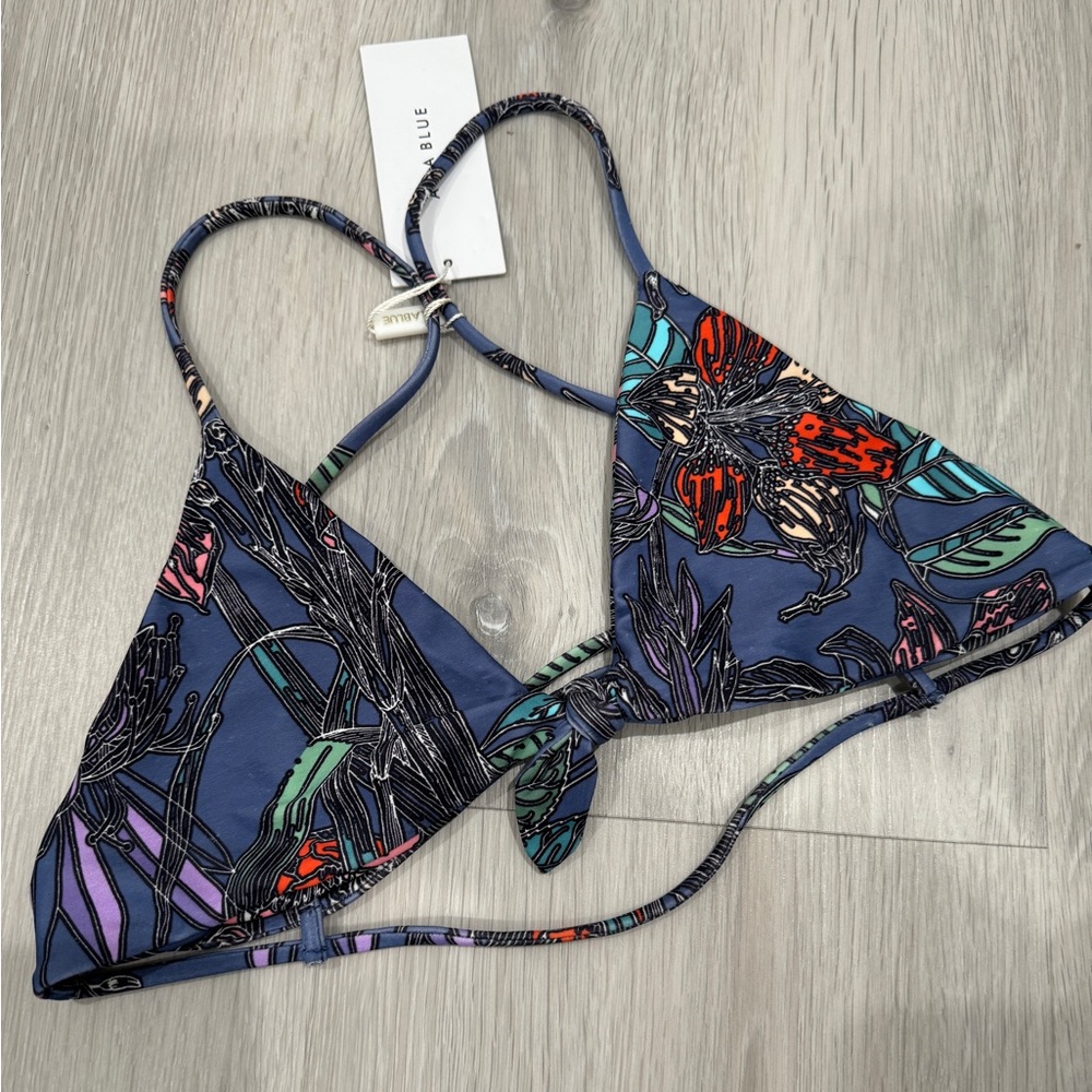 NWT Aila Blue Floral Bikini Top